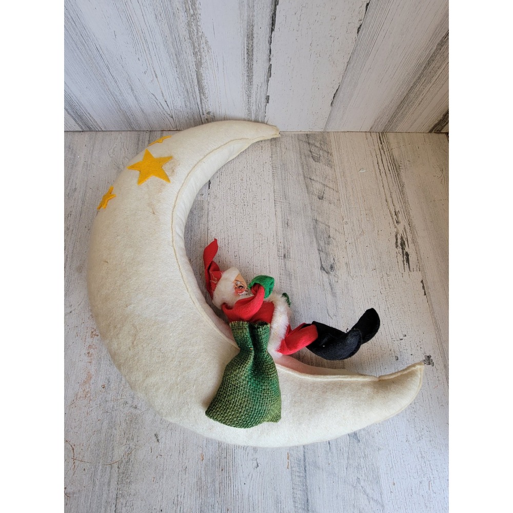 Annalee vintage sleeping Santa Claus moon plush Xmas unique home decor